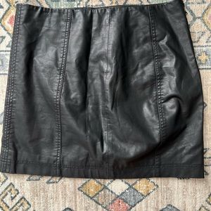 FREE PEOPLE faux leather mini skirt size 8